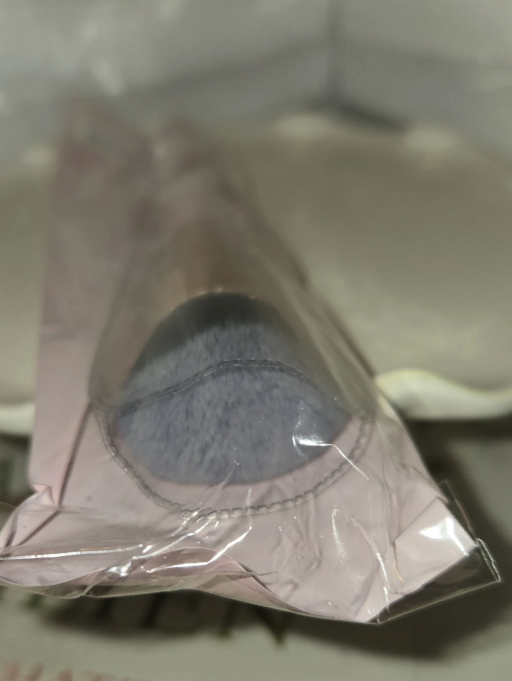 Mally Lifted Veil Illuminator Makeup Brush